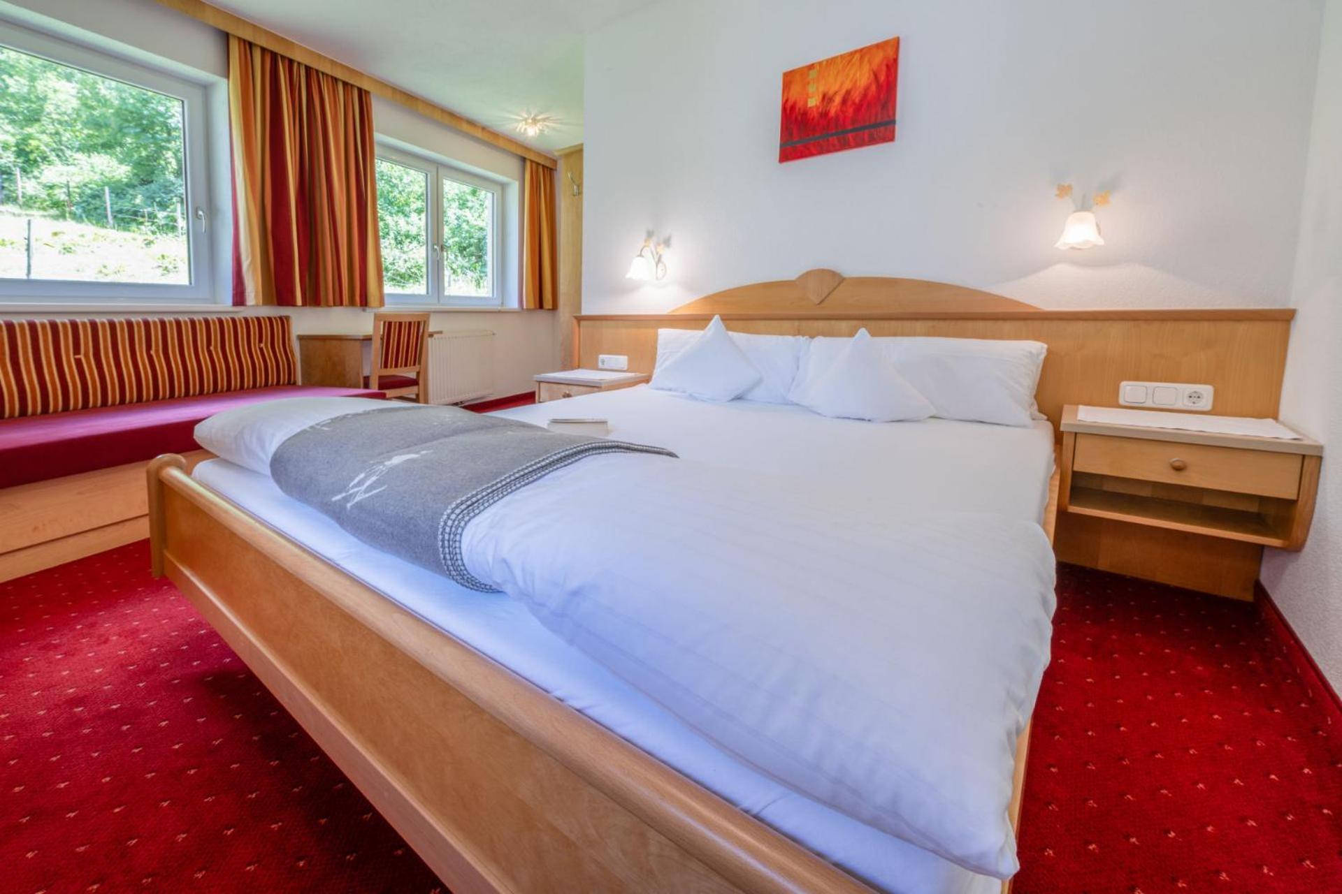 Haus Waldhof Hotel Ischgl Eksteriør billede