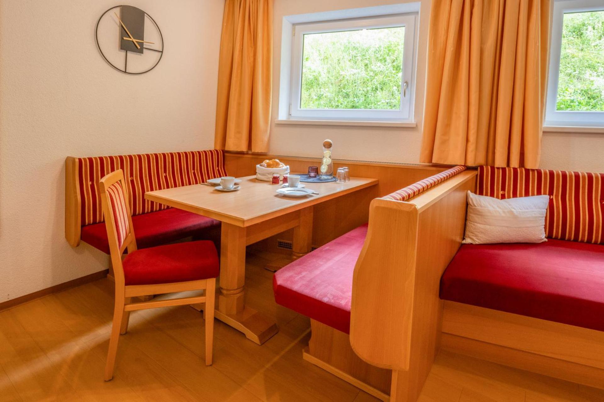 Haus Waldhof Hotel Ischgl Eksteriør billede